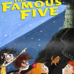 THE FAMOUS FIVE: FIVE GO TO SMUGGLER`S TOP